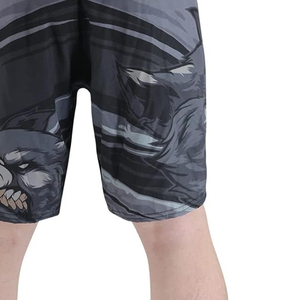 Pantalones Cortos Deportivos MMA de Alta Calidad, Diseño Personalizado, Cintura Elástica, Secado Rápido, Transpirables, Colores y Logotipo Personalizables para Hombre - Product Image 3