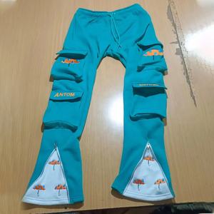 Ensemble de survêtement en coton unisexe deux pièces personnalisé OEM Pantalon de survêtement évasé décontracté et sweat à capuche avec impression bouffante 3D Survêtement unisexe d'hiver - Product Image 3