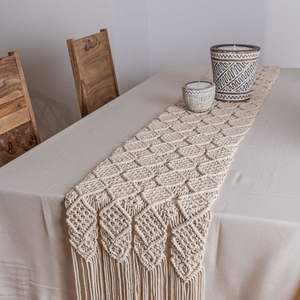 Chemin de table décoratif bohème en tricot, tissé à la main en coton et dentelle, centre de table de luxe pour mariage, fête, restaurant, écologique - Product Image 3