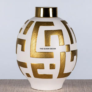 แจกันทรงกลมสำหรับวางบนโต๊ะ ผลิตจากอะลูมิเนียมหล่อขึ้นรูป ดีไซน์หรูหรา คุณภาพสูง ชุบทองคำ รุ่นใหม่ล่าสุด - Product Image 1