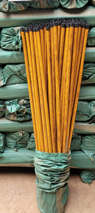 Manche de balai en bois avec embout en plastique noir, poils durs enduits de PVC, durable, usage domestique, style basique, nettoyage des sols - Product Image 3