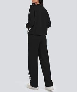 Ensemble de survêtement 2 pièces pour femme Casly Lamiit, avec fermeture éclair, pantalon de jogging à rayures contrastées et jambes larges, idéal pour les voyages - Product Image 4