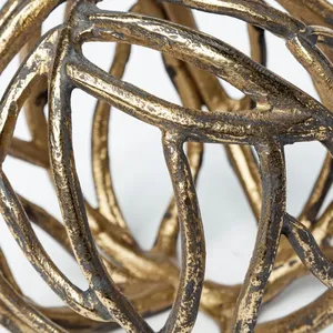 Escultura Metálica Decorativa Hecha a Mano, Pieza Elegante para Diseñadores de Interiores, Arquitectos, Compradores de Hostelería y Comercio Minorista - Product Image 5