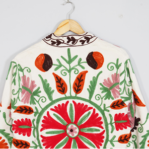 Women Velvet Embroidered <b>Quilted</b> <b>Jacket</b> O-Neck Regular Sleeve Floral Boho Style Winter Coat Handmade Suzani <b>Pattern</b> Reversible - Product Image 5