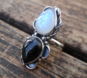 <b>Moonstone</b> & Black Onyx <b>Ring</b> 925 Sterling Silver Elegant Unique Women's party wear <b>Ring</b> - Product Image 1