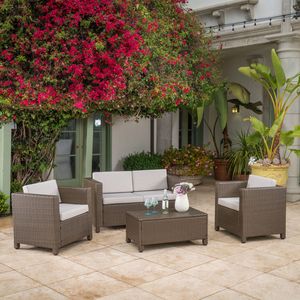 Set di 4 Pezzi di Mobili da Esterno per Patio, Durevoli ed Eleganti, Collezione PUERTA - Product Image 5