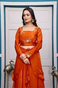 Tenue de Lehenga élégante et festive avec broderie Zari, travail de sequins et dupatta en satin doux - Product Image 4