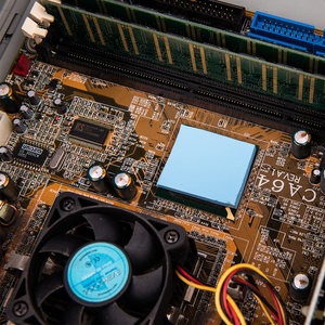 Tampon en silicone conducteur thermique haute performance 1.5 ~ 24W/mK - Product Image 4