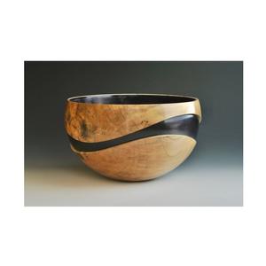 Bol en bois en résine époxy écologique, fait main, sans BPA, design moderne et décoratif, idéal pour la restauration haut de gamme et l'aménagement intérieur. Disponible. - Product Image 3