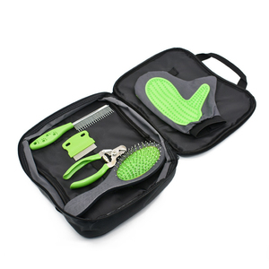Kit de soin pour bébé 6 en 1, ensemble portable de soins de sécurité pour bébé avec brosse à cheveux, peigne, coupe-ongles, pour garder bébé en bonne santé et propre - Product Image 1