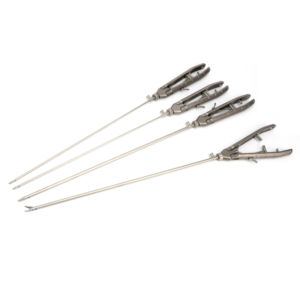 Juego de Instrumentos Profesionales Manuales para Microcirugía Ocular: Pinzas Portaagujas de Acero Inoxidable Estériles de Rendimiento Estable - Product Image 5