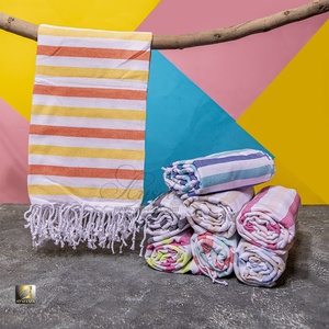 Serviettes de piscine et de plage turques Logo personnalisé imprimé motif rayé séchage rapide résistant au sable 100% coton Peshtemals pour l'utilisation du hammam Spa - Product Image 5