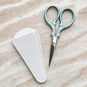Ciseaux à broder en gros avec étui de protection, ciseaux de couture couleur personnalisée - Product Image 3