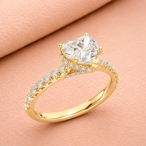 Bague de fiançailles élégante et luxueuse en or massif 14 carats plaqué rhodium, certifiée IGI, en forme de cœur, sertie de diamants halo cachés cultivés en laboratoire - Product Image 3