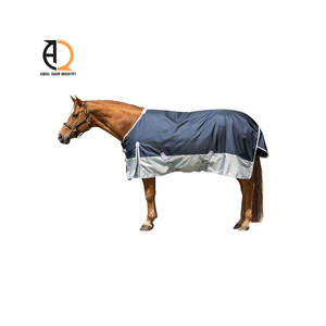 Manta de Invierno para Caballos de Alta Calidad, 400g, Impermeable, Personalizada - Product Image 2