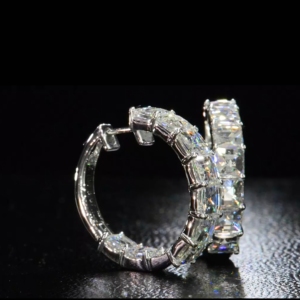 ต่างหูเพชรทรง Asscher สำหรับผู้หญิง เพชรเลี้ยงในห้องปฏิบัติการ ทองคำขาว 18K รับรองโดย IGI สไตล์คลาสสิก เหมาะสำหรับใส่ทุกวัน ของขวัญสำหรับเธอ - Product Image 3