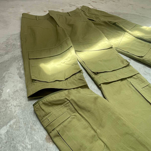 กางเกงคาร์โก้สีเขียวมะกอกสำหรับผู้ชาย ปิดด้วยเชือกผูก มีกระเป๋าหลายช่อง สวมใส่สบายๆ สำหรับฤดูใบไม้ร่วง ผลิตจากโพลีเอสเตอร์/ผ้าฝ้าย ระบายอากาศได้ดี - Product Image 5