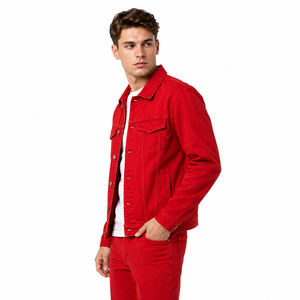 Chaqueta vaquera para hombre de uso diario con construcción de mezclilla duradera, ajuste cómodo y estilo atemporal para atuendos informales al aire libre. - Product Image 2
