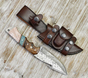 Cuchillo de caza y desollado de Damasco con gancho para tripas, 10 pulgadas, acero de Damasco, punta clip, espiga completa, forjado a mano, hoja fija, madera de palisandro/nácar - Product Image 5