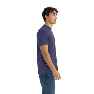 Camiseta de Manga Corta de Algodón 100% de Alta Calidad para Level Apparel, Corte Regular, Perfecta para Serigrafía, Impresión Digital Directa y Transferencia Térmica - Product Image 3