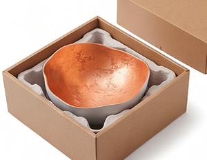 Bol en cuivre fait main, design minimaliste, finition polie, plat de service décoratif pour la cuisine et les cadeaux - Product Image 6