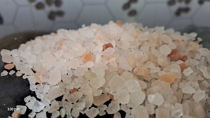 Sal de Roca del Himalaya Rosa Gruesa de Khewra, 2-5 mm, Gránulos Naturales Sin Refinar Comestibles - Product Image 2