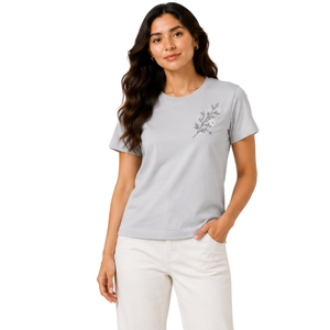 เสื้อยืดคอกลมผ้าฝ้ายสีเทาอ่อนปักลายดอกไม้สีขาวสำหรับผู้หญิง แขนสั้น สไตล์ลำลอง รับผลิตตามสั่ง (OEM) คุณภาพพรีเมียม แฟชั่นฤดูร้อน - Product Image 1