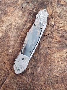 Cuchillo de bolsillo plegable de acero de Damasco hecho a mano con mango de madera y funda de cuero, cuchillos de supervivencia al por mayor, Pasha Enterprises - Product Image 4