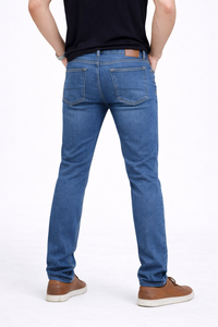 Jeans de mezclilla clásicos Indigo Comfort Stretch para hombre, corte ajustado, vaqueros azules informales para el día a día, tela duradera de mezcla de algodón - Product Image 3