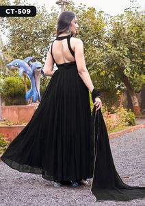 Robe Anarkali en Georgette brodée pour femmes avec dupatta, toutes saisons - Product Image 4
