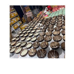 Bougie en Coque de Noix de Coco Sûre et Écologique, Cire de Soja Végétale Pure 2026, Idéale pour la Décoration de Fêtes et la Méditation Yoga – Vente Directe Usine – Meilleures Ventes - Product Image 6