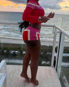 Ensemble de survêtement 2 pièces Y2K pour femme, avec logo personnalisé, couleurs acidulées, veste zippée et short, vêtements de yoga et de détente pour femme - Product Image 5