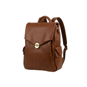 Sac à dos en cuir élégant unisexe, polyvalent, avec grand compartiment intérieur pour ordinateur portable et plusieurs poches pour tous les jours - Product Image 5