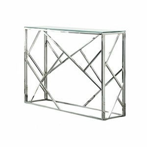 Console moderne en bois et métal de grande taille, design géométrique, table d'appoint pour canapé avec plateau en bois brun rustique et base en métal noir - Product Image 3