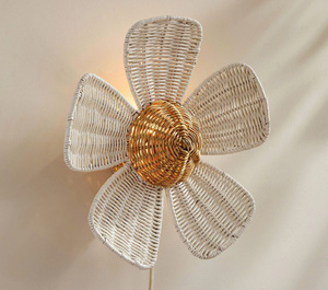 Abat-jour en rotin lumineux élégant, lampe suspendue tissée à la main, luminaire décoratif pour plafond, décoration de chambre d'enfant, décoration de chambre de bébé - Product Image 4