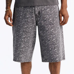 Shorts de mezclilla casuales de corte regular personalizados al por mayor para hombre, nuevo estilo, shorts de mezclilla de color sólido hechos a medida con pedrería para hombre en venta - Product Image 1