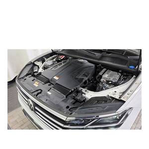 Volkswagen Touareg 3.0 TDI Premium 2023, SUV Diésel con Asientos de Cuero y Cámara Trasera - Product Image 6