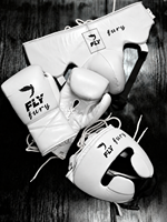 FLY Boks Ekipman Seti Kırmızı Deri Sparring Eldivenleri Başlık Koruyucu Göğüs Koruyucu Bağcıklı Hızlı Kuruyan Hafif Yetişkin Antrenman Seti