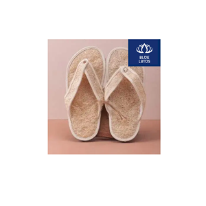 Chaussons en Loofah Écologiques et Sûrs à Vente Rapide – Article Végétal Pur Idéal pour l'Exfoliation des Pieds et le Confort à Domicile – Vente en Gros Directe - Product Image 1