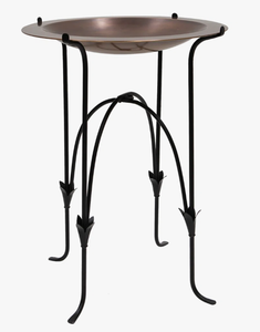 Bassin peu profond à rebord large en cuivre antique pour oiseaux, avec support décoratif en métal noir pour jardin et cour - Product Image 1