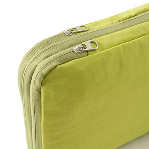 Bolsa de Almacenamiento de Ropa Portátil de Gran Capacidad, Plegable y Simple, con Cierre de Nailon y Función de Protección - Product Image 4