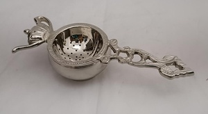 Passoire à thé en laiton durable de qualité supérieure et filtre métallique – Produit de haute qualité pour la préparation du thé et des boissons - Product Image 3