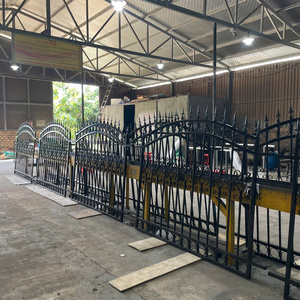 Decorative Steel Fencing Eco-Friendly Durable Powder-Coated Finish Traditional Style for Residential Use Gardens Villas Hotels - Product Image 5