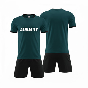 Ensemble de maillots de football par sublimation, kit d'équipe de football personnalisé avec logo, maillot de football respirant pour équipes jeunes et adultes - Product Image 1