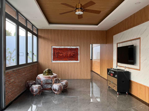 Paneles de Pared Interiores WPC con Acabado de Mármol de Alto Brillo, Núcleo Impermeable para Cocina, Baño y Áreas de Estar - Product Image 3