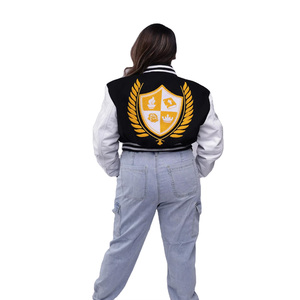 Vestes de baseball universitaire sur mesure pour femmes avec manches en cuir Patchs de broderie en chenille élégants Matériau de remplissage en coton - Product Image 2