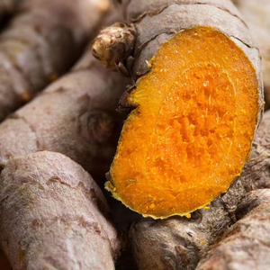 Bulbes de curcuma (qualité export) entiers, racines longues, séchés au soleil et polis, haute qualité, 100% naturels, teneur en curcumine de 2,6% et plus - Product Image 1