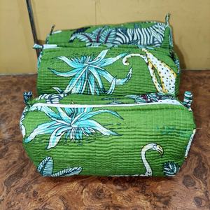 Lot de 3 trousses de toilette matelassées en coton 100 % avec fermeture éclair, écologiques, pour femmes - Product Image 6