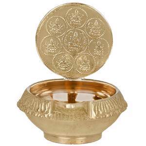 Escultura India hecha a mano pequeña de latón Ashtalakshmi Diya lámpara para regalar - Product Image 1