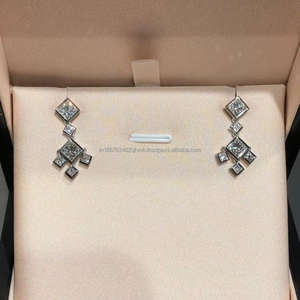 Pendientes de Diamantes con Corte Princesa en Oro Blanco, Pendientes Clásicos de Corte Cuadrado Brillante, Regalo de Boda o Aniversario para Ella - Product Image 3